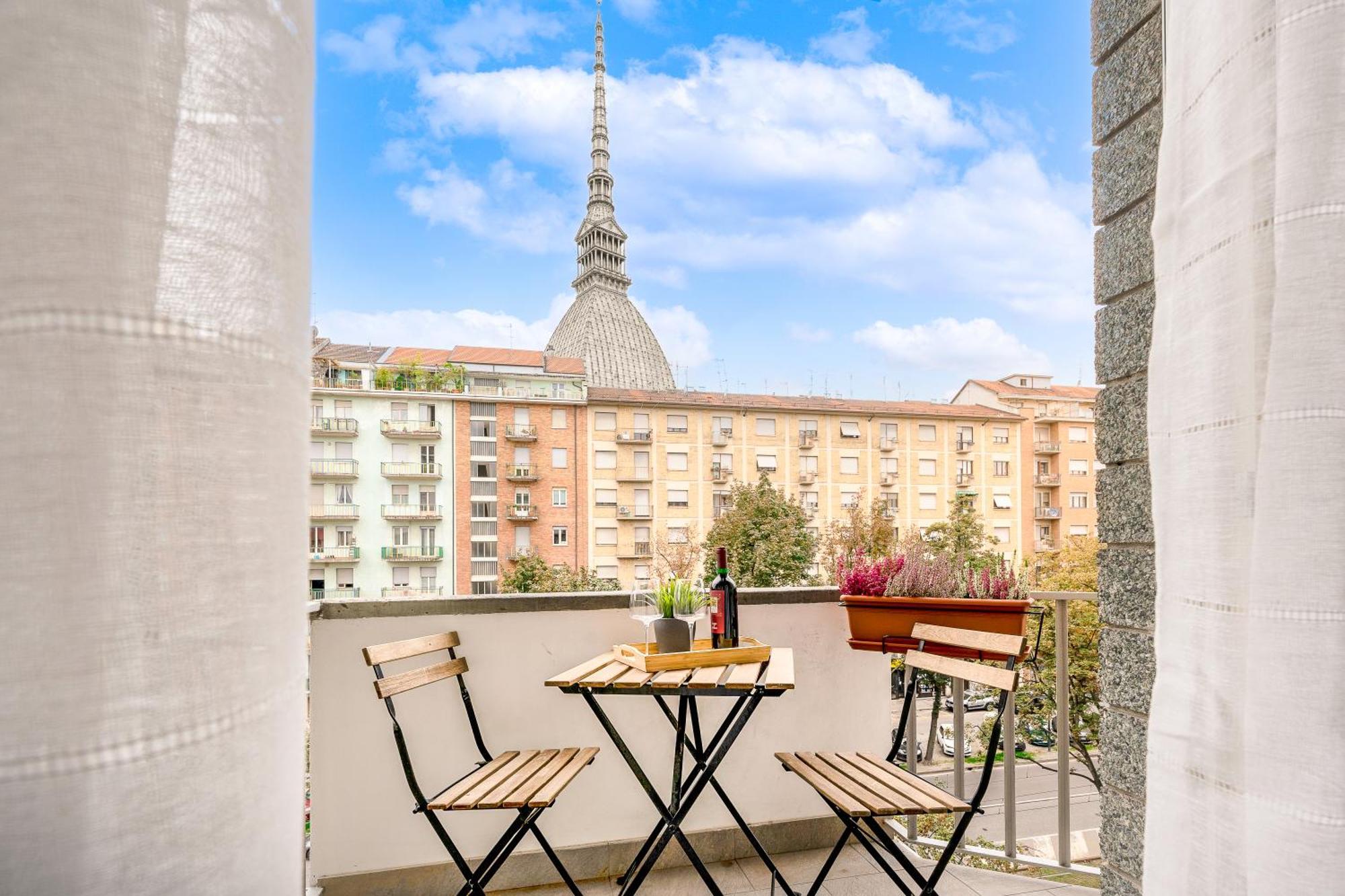 Appartamenti Vista Mole, Centro A 15 Min - Luxury Suites & Fast Wifi Turin Luaran gambar