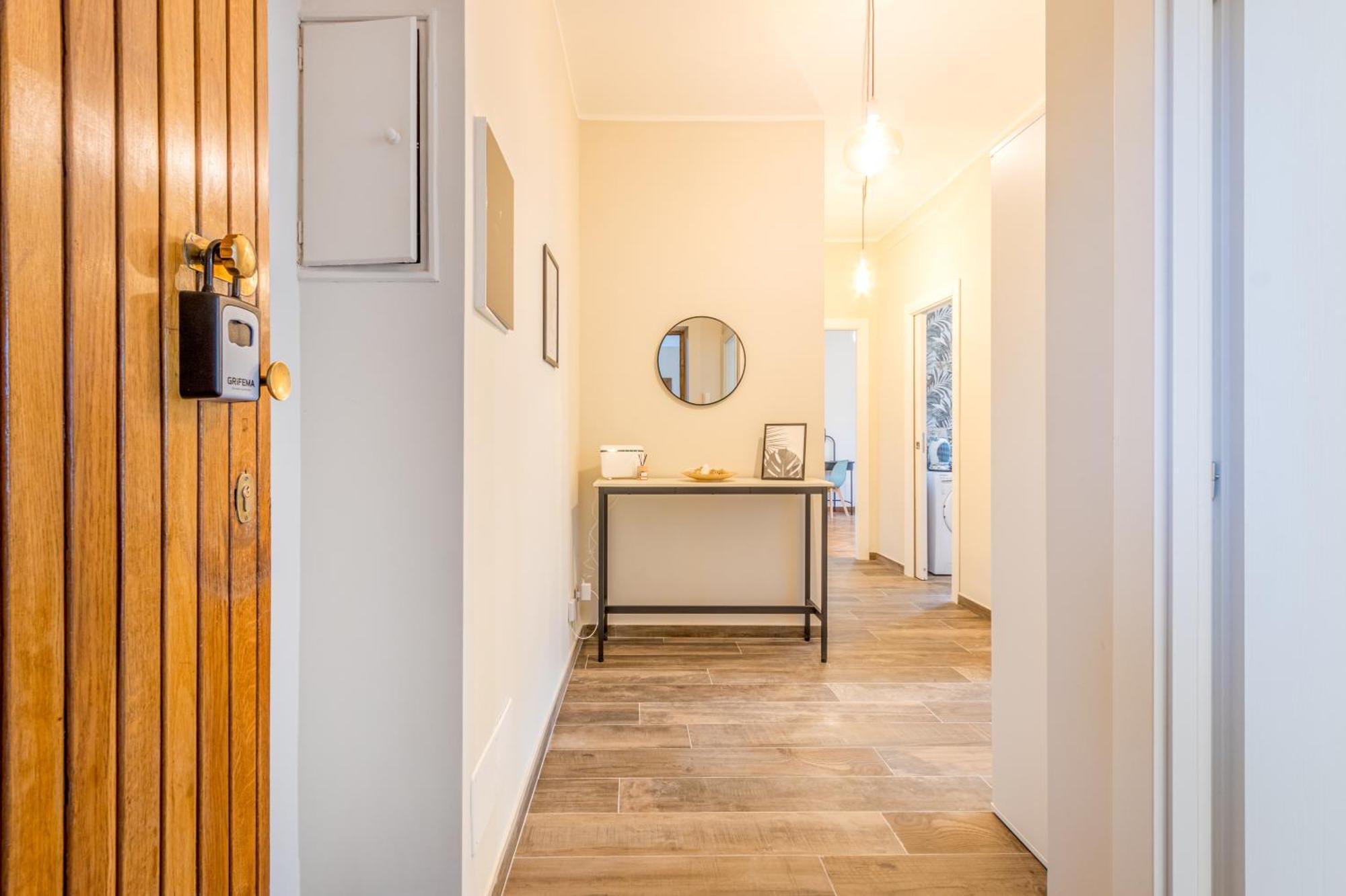 Appartamenti Vista Mole, Centro A 15 Min - Luxury Suites & Fast Wifi Turin Bilik gambar